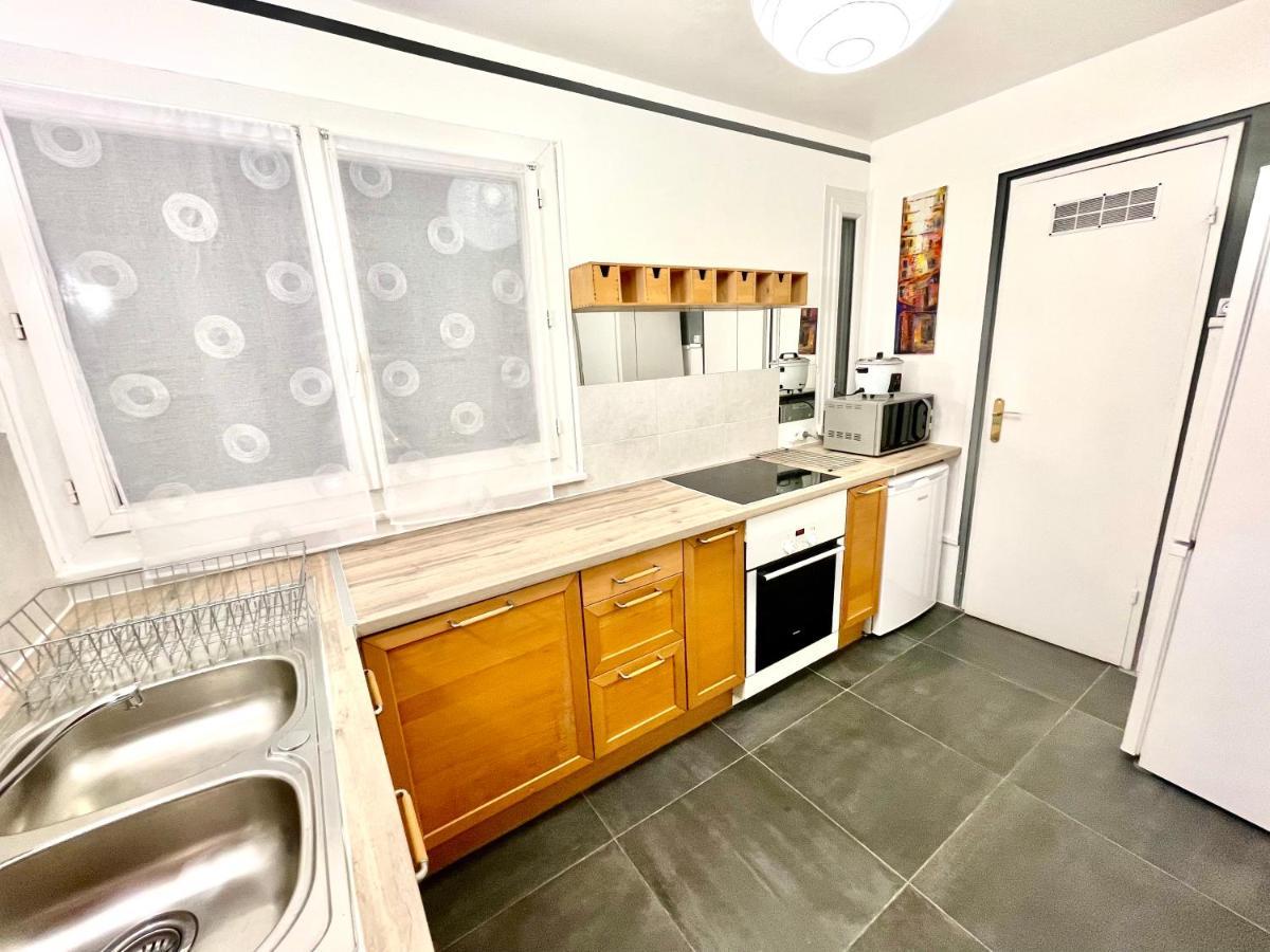 Chambre Privee En Colocation Dans Un Appartement Au Centre De Rillieux La Pape מראה חיצוני תמונה